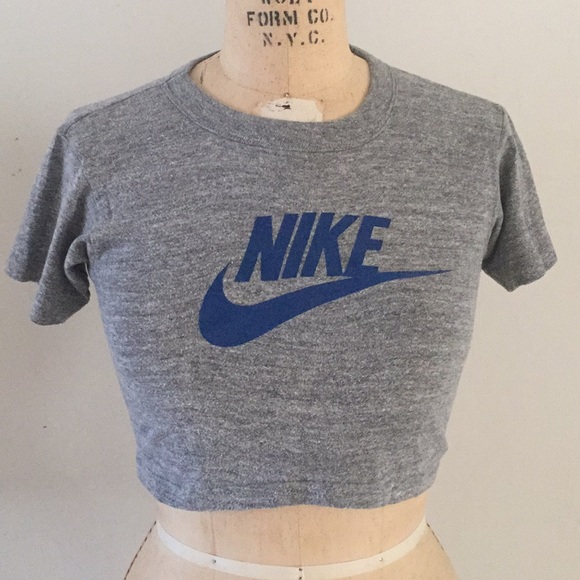 nike vintage crop
